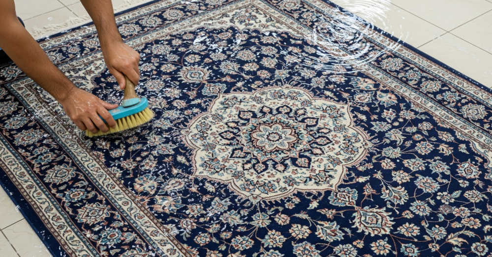 クラフトワークは補修やクリーニングなどのアフターケアも行っています。